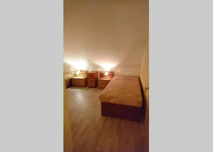 Kastanienhoefe شقة